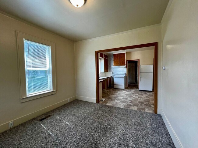 Photo - Non-Refundable & Security Deposit Total: $1200.00