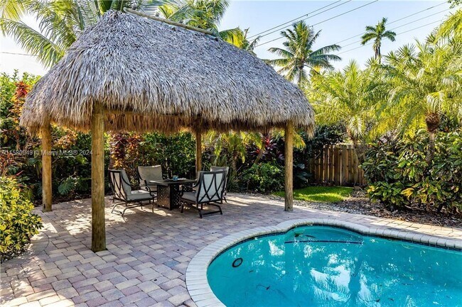 Photo - 1115 Van Buren St