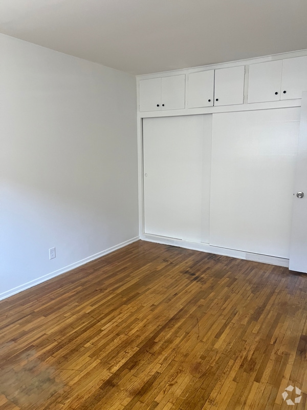 Building Photo - 3426 Mentone Ave Rental