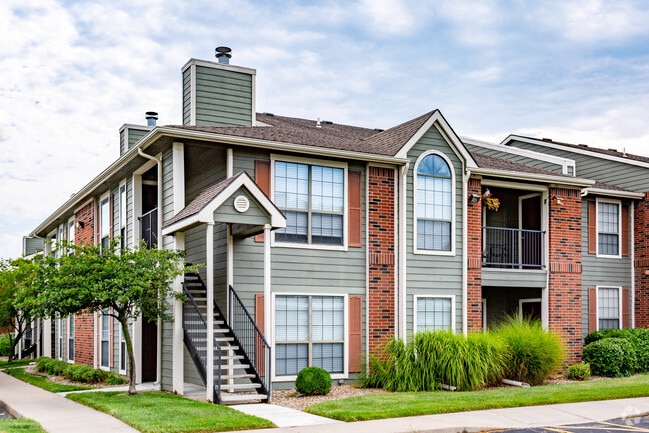 Crown Colony Apartments