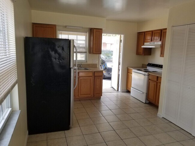 2014 Ave H NW