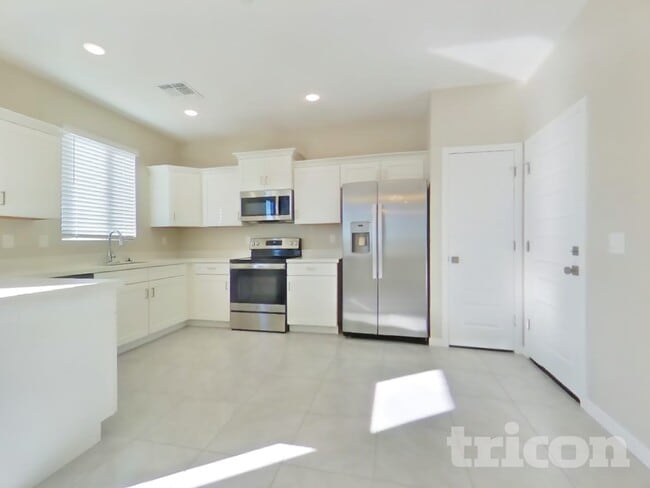 Photo - 4551 E Gary St