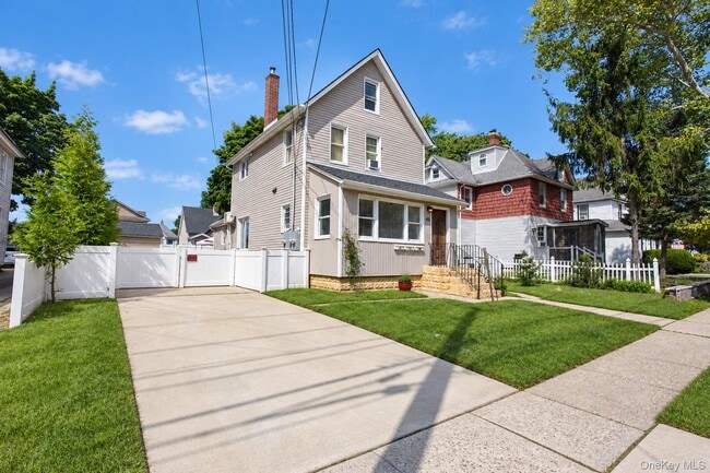 Photo - 45 Lynbrook Ave Unit 1