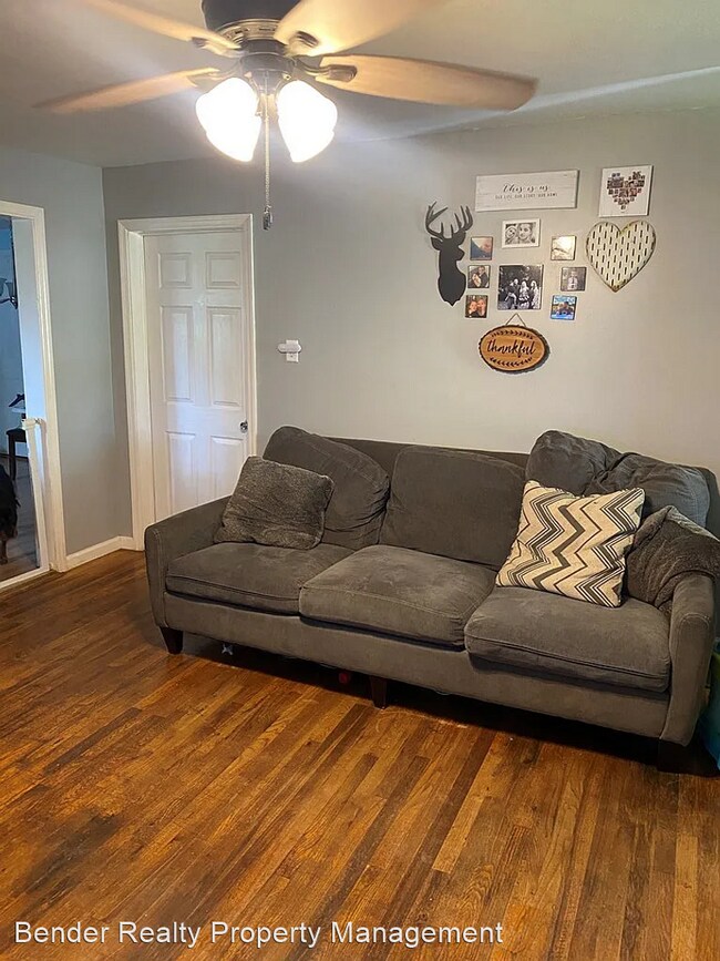 3 br, 1 bath House 1280 Hardwick St. Rental House Rental in