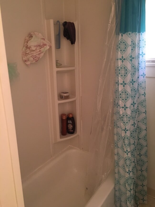 Photo - 18 Seminary Ave Unidad 18.5 Seminary-1