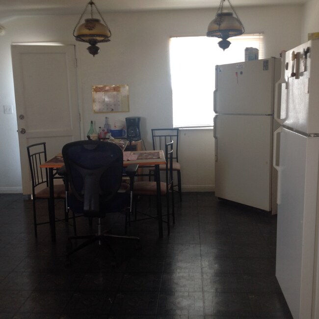 337 Wilshire Ln Rental House Rental in Santa Maria, CA