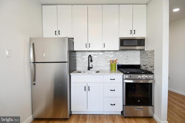 Photo - 10201 Grosvenor Pl Unit 1702