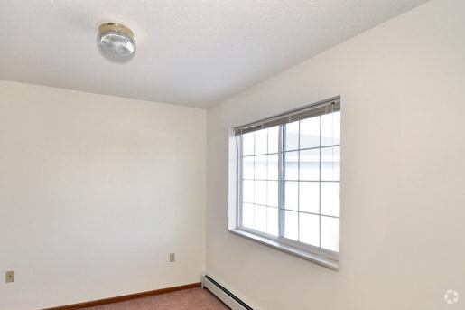 Cedar Pointe Apartments