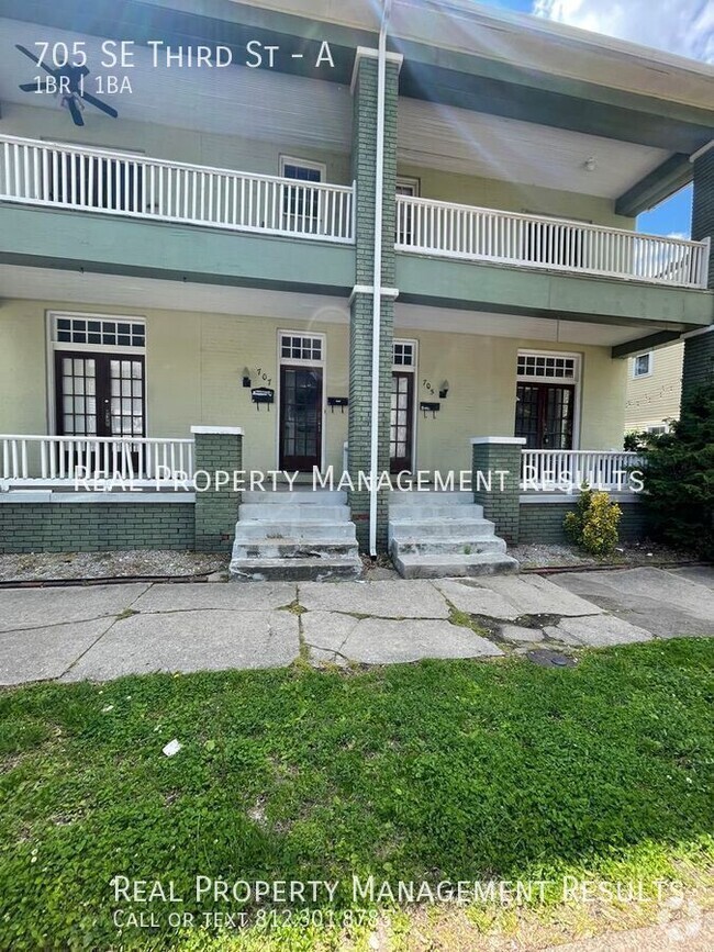 Building Photo - 705 SE 3rd St Unit A Rental