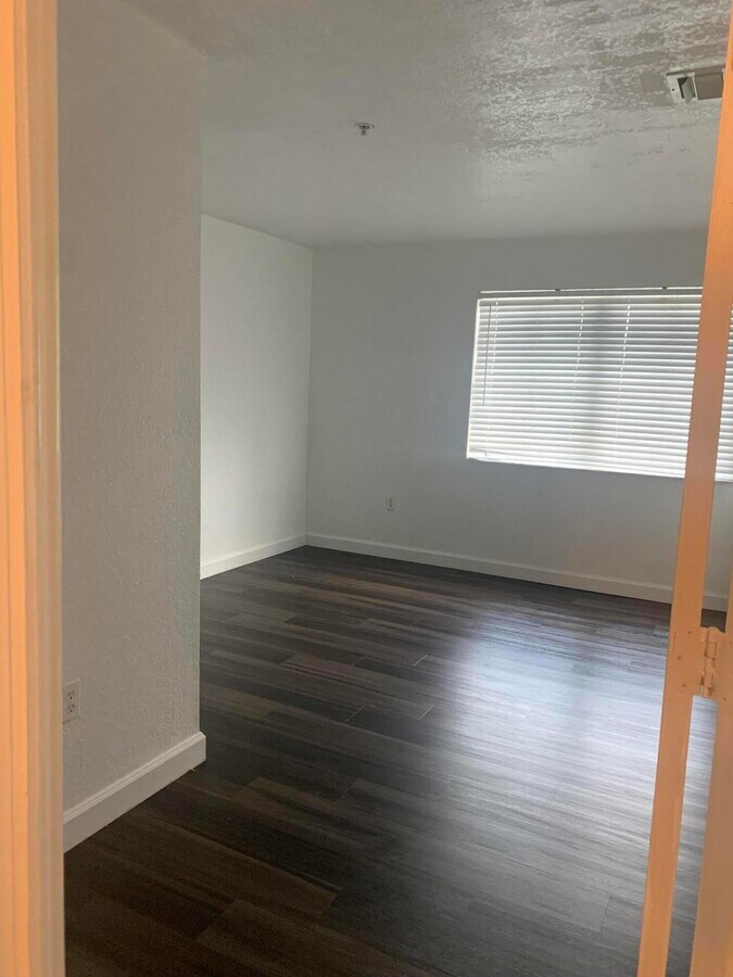 Photo - 2127 Shoma Dr