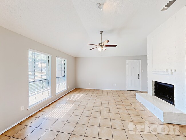 Photo - 5412 Boxelder Dr