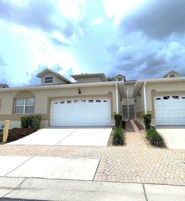 Beautiful 2 Bed 2.5 Bath Townhouse in Magn... - Beautiful 2 Bed 2.5 Bath Townhouse in Magn...