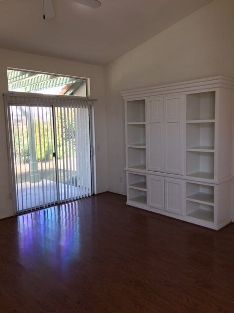 Photo - 39431 Bluffside Way