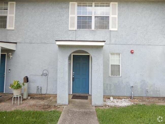 Building Photo - 1810 Country Village Blvd Rental