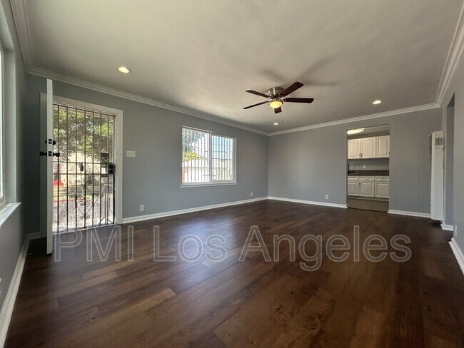 Photo - 8120 Stanford Ave