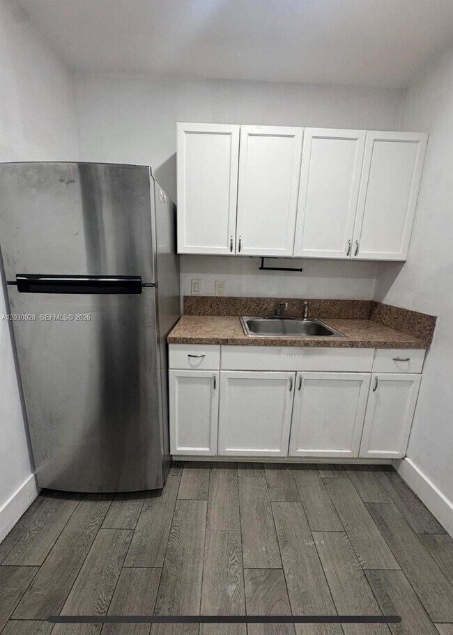 Photo - 5860 NW 193rd St Unidad 1