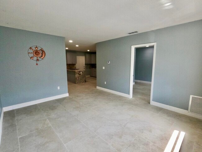 382 E Royal Palm Rd Unidad 0080
