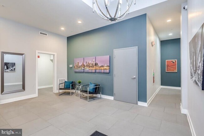 Photo - 1607 Catharine St Unidad B