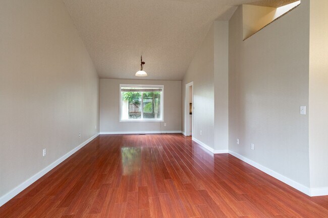 Photo - Beautiful 3 Bed 2 house with 2 Car Garage-...