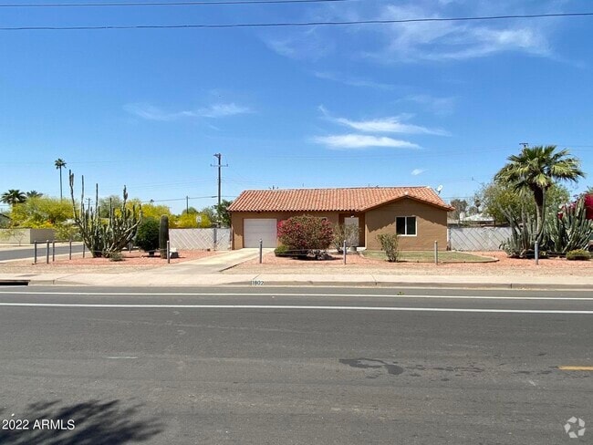 Building Photo - 1802 N 20th St Rental