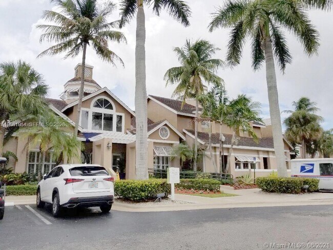 Building Photo - 15610 SW 105th Ln Unit 606