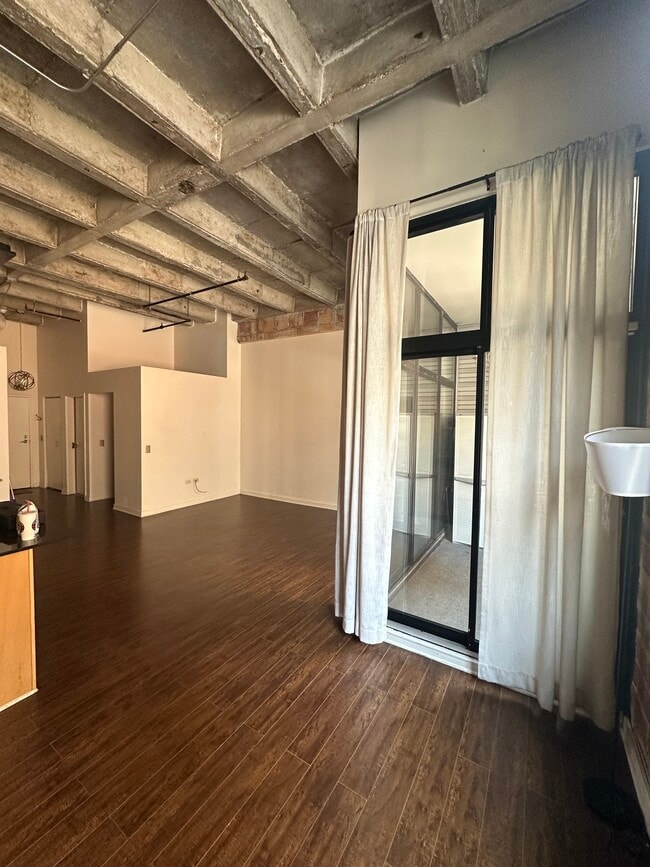 Building Photo - 20 State N St Unit 607 Rental