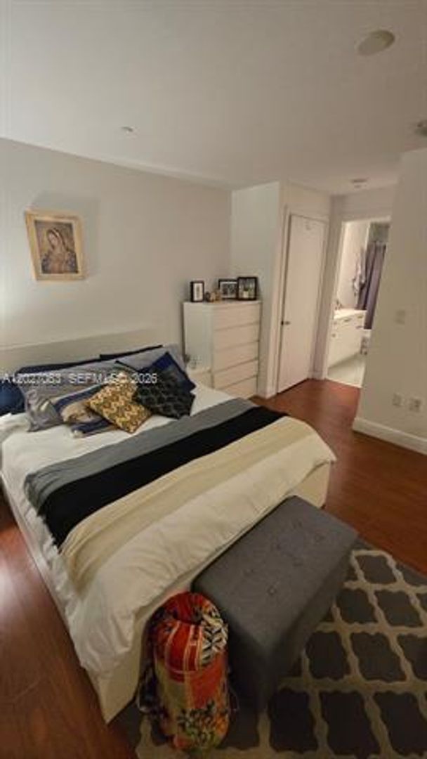 Photo - 1050 Brickell Ave Unit 1050 Brickell Ave # 816
