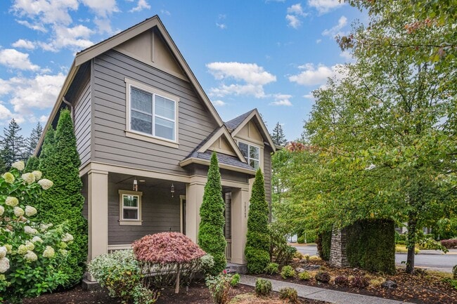 Building Photo - North East Facing 4 bed 3 bath ready for m... Rental