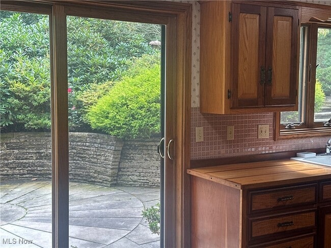 Building Photo - 10613 Sherman Rd