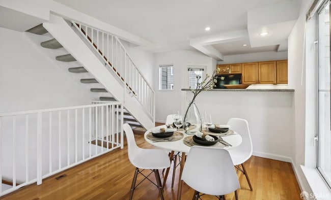 Photo - 28 Jennifer Pl