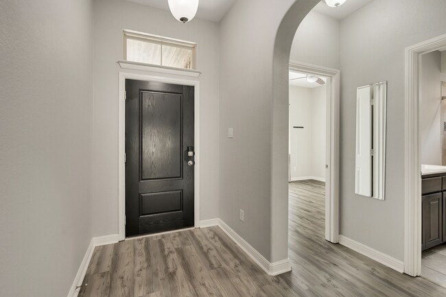 Photo - 1513 Canary Ln