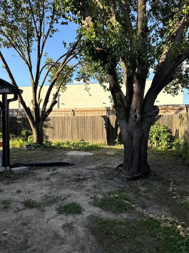 220 Bailey Loop