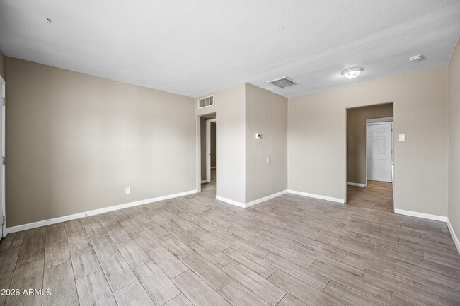 Photo - 907 N 22nd Pl Unit 2