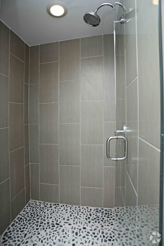 Studio - Shower