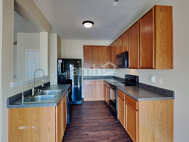 Photo - 1026 Skillbeck Rd