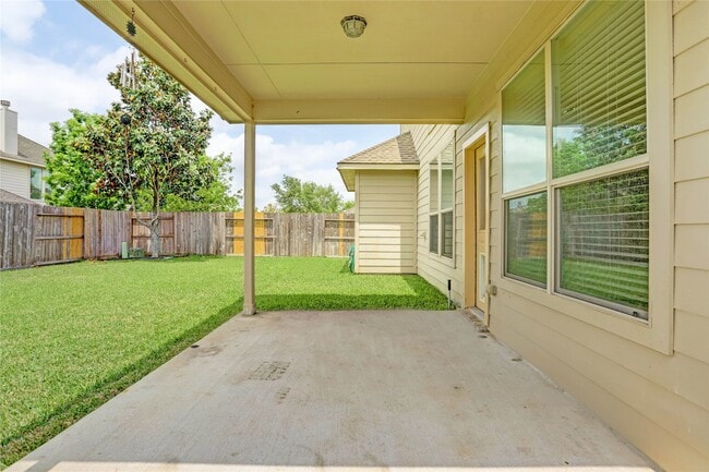 Building Photo - 6007 Pomme Bay Pass