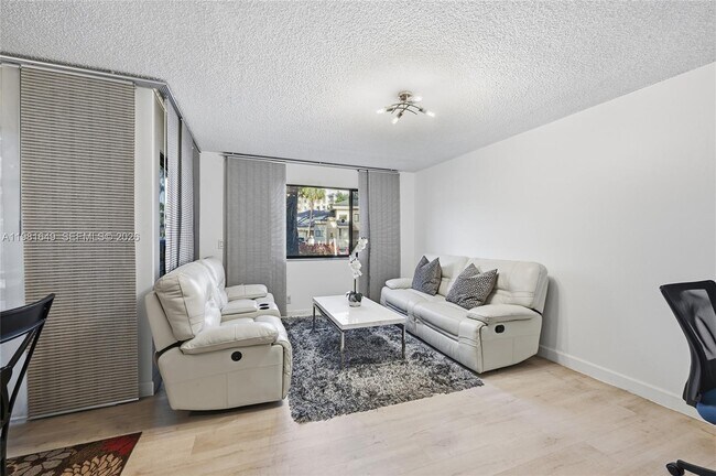 Photo - 1659 NW 81st Way Unit 1659