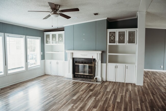 Photo - 2545 Lee Turner Rd