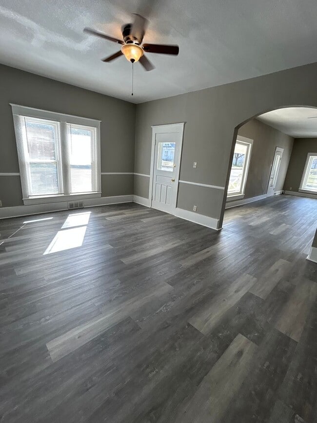 Photo - Remodeled And Very Adorable 3 Bedroom/2 Bathroom House