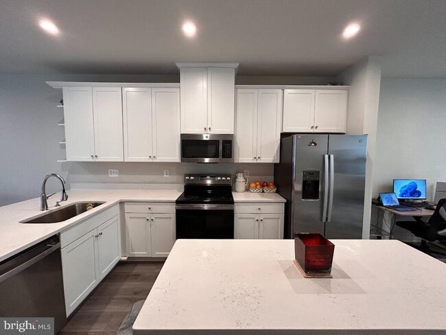 Photo - 4607 Abbotswell Pl