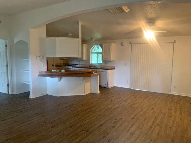 Photo - 2700 Jay Rd