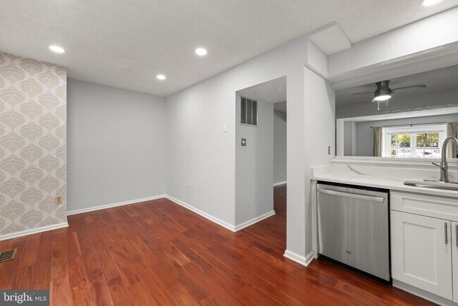 Photo - 11321 Crescendo Pl