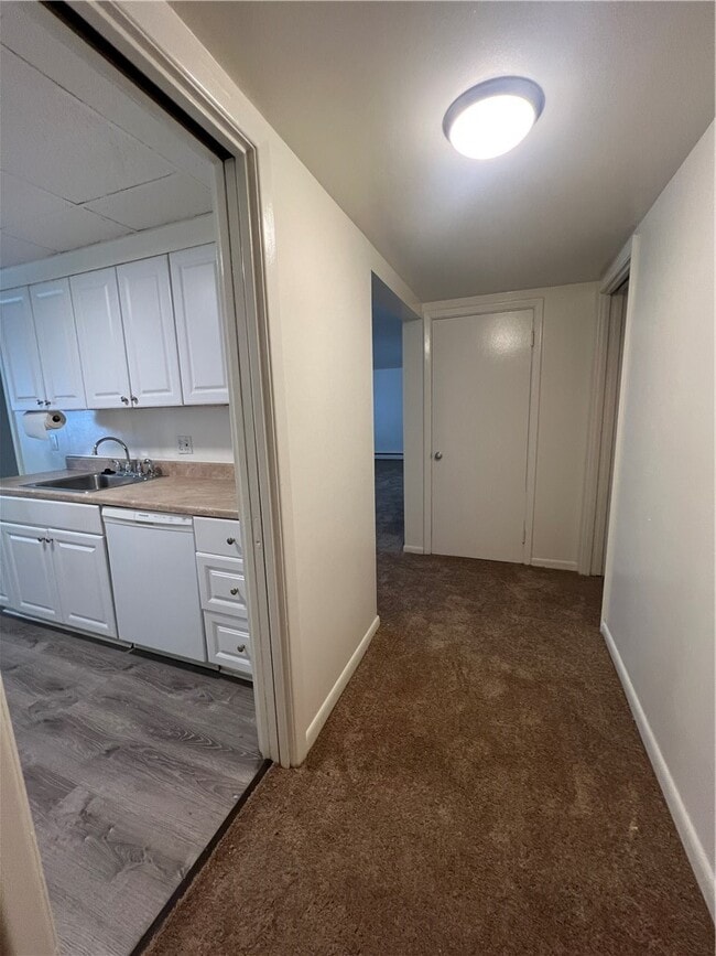 1077 East Ave