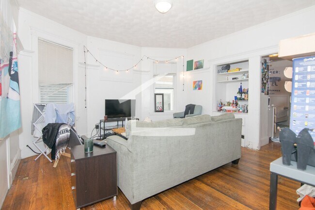 Photo - Huge 4 bed 2 bath near BU and the Green Line.