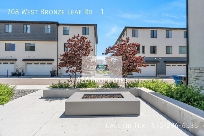 Photo - 708 W Bronze Leaf Rd