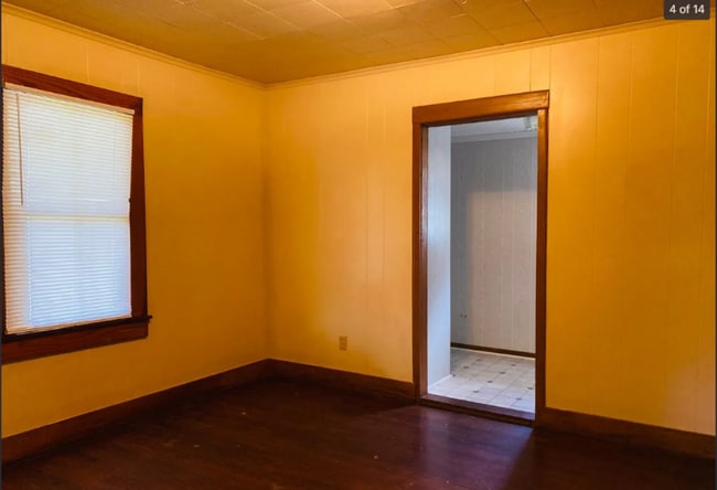 Photo - 307 Tissington St