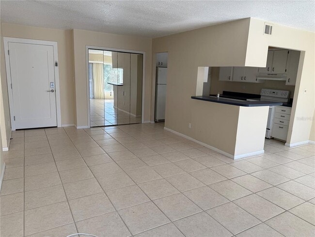 Photo - 1100 Imperial Dr Unit 407