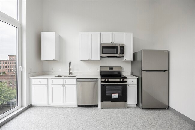 80 Middlesex St Unit 304