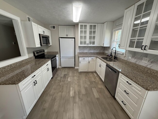 Photo - 615 Burcale Rd Cir