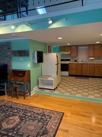 Photo - 56 Lancaster Rd Unit B